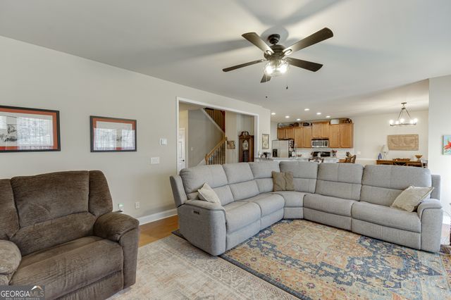 810 Liberty Bell Run, Hoschton, GA 30548