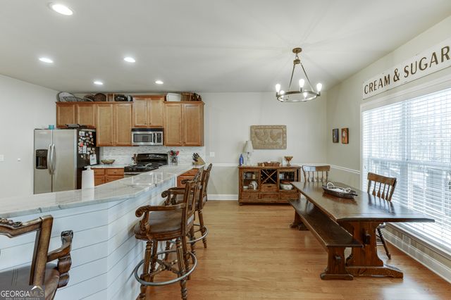 810 Liberty Bell Run, Hoschton, GA 30548