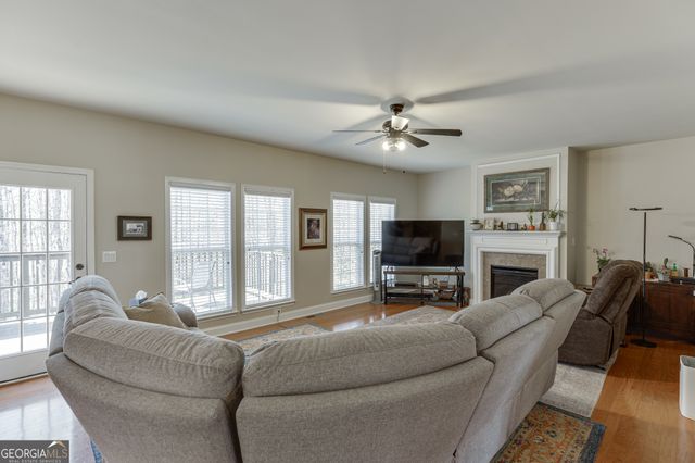 810 Liberty Bell Run, Hoschton, GA 30548