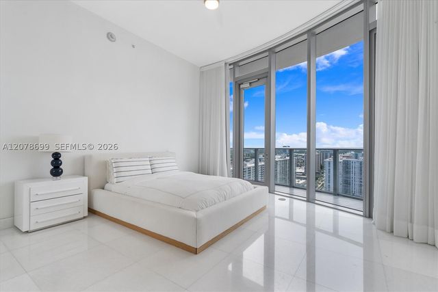 17475 Collins Ave 2203, Sunny Isles Beach, FL 33160