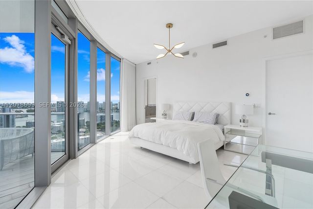 17475 Collins Ave 2203, Sunny Isles Beach, FL 33160