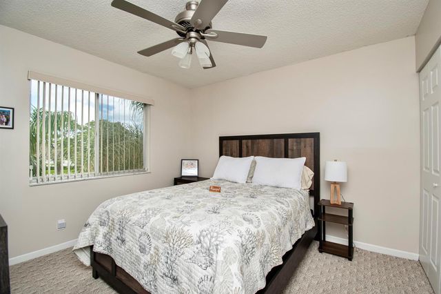7286 Huntington Lane 408, Delray Beach, FL 33446