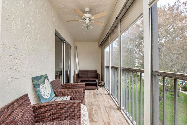 7286 Huntington Lane 408, Delray Beach, FL 33446