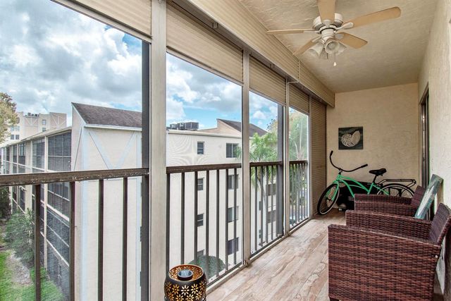 7286 Huntington Lane 408, Delray Beach, FL 33446