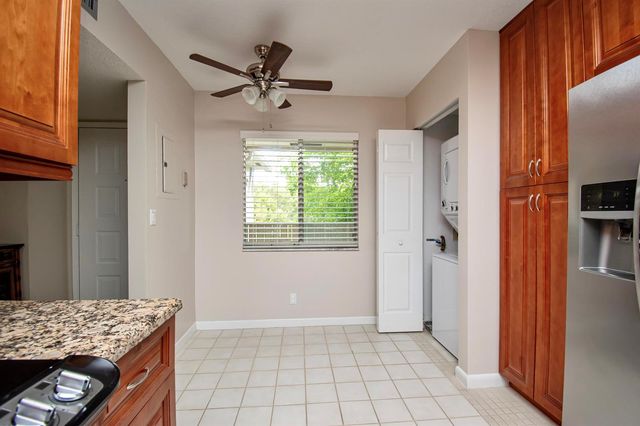 7286 Huntington Lane 408, Delray Beach, FL 33446