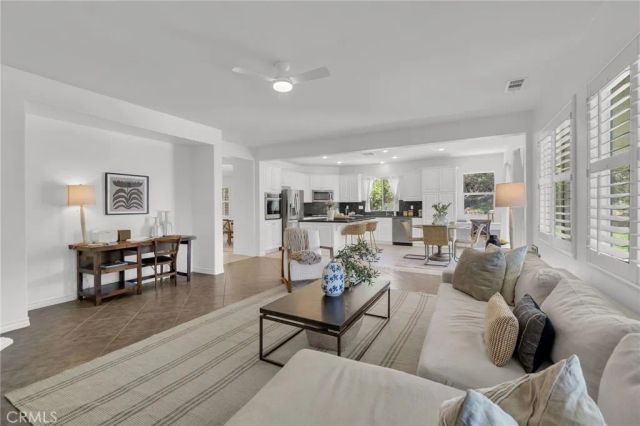 17089 Bluff Vista Court, Riverside, CA 92503