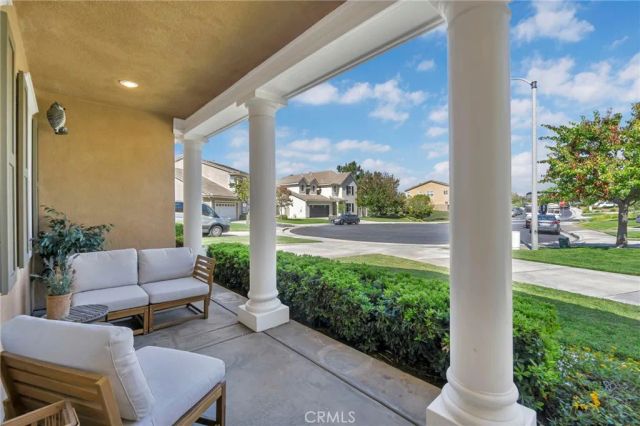 17089 Bluff Vista Court, Riverside, CA 92503