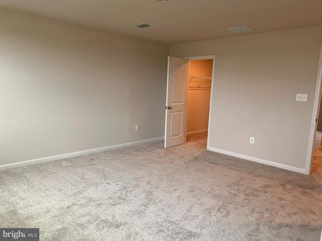 801 OTERO LN, Hedgesville, WV 25427