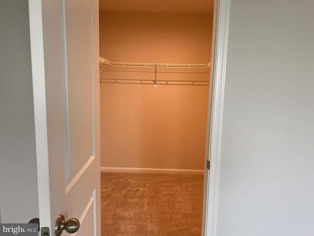 801 OTERO LN, Hedgesville, WV 25427