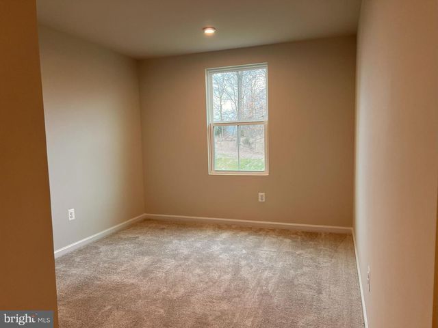 801 OTERO LN, Hedgesville, WV 25427