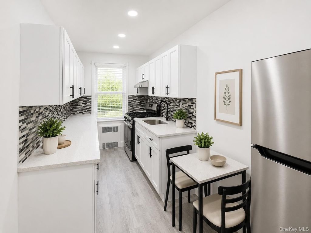 88-10 34 Avenue 3K, Jackson Heights, NY 11372