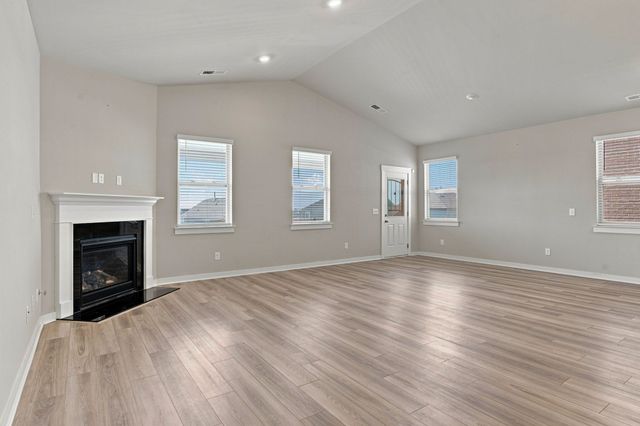 1100 Pebble Run Rd, Hendersonville, TN 37075