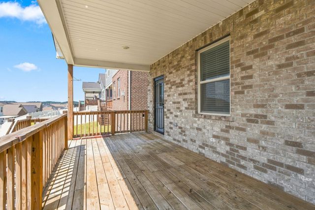 1100 Pebble Run Rd, Hendersonville, TN 37075
