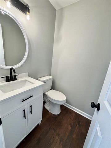 185 SE 421 Road, Warrensburg, MO 64093