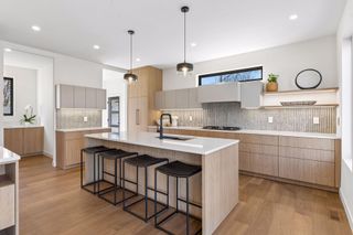 5900 Abbott Avenue S, Edina, MN 55410