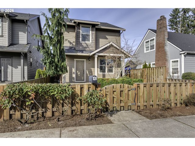 131 Nw CONNELL Ave, Hillsboro, OR 97124
