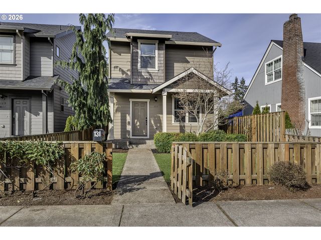 131 Nw CONNELL Ave, Hillsboro, OR 97124