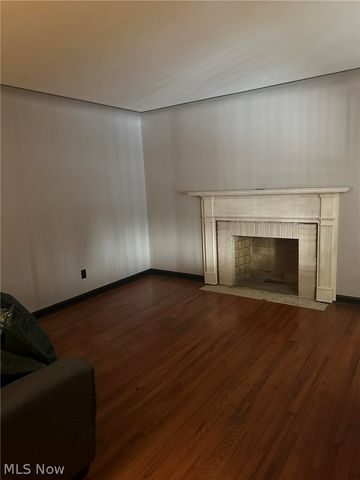 2328 Connecticut Avenue, Youngstown, OH 44509