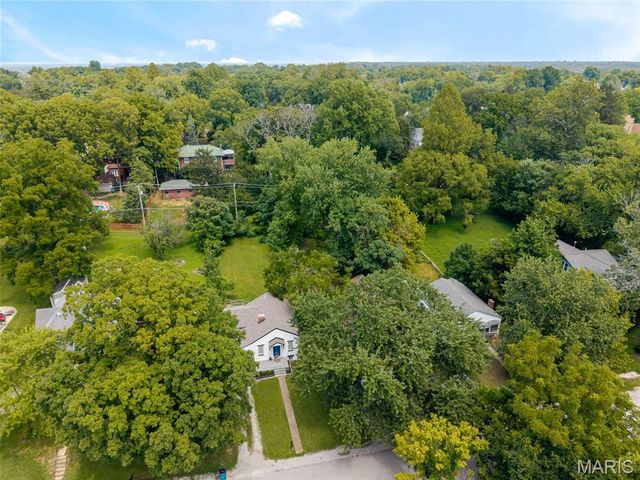118 Hazel Avenue, Belleville, IL 62223