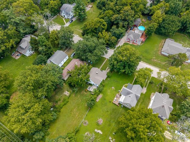 118 Hazel Avenue, Belleville, IL 62223
