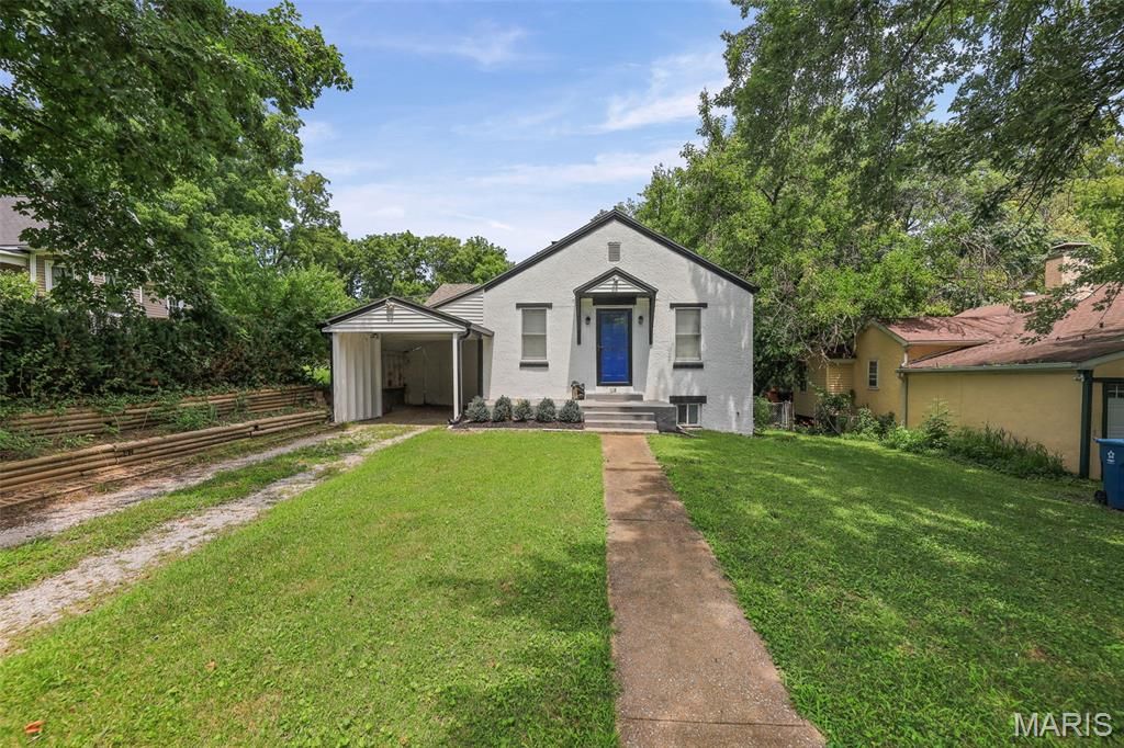 118 Hazel Avenue, Belleville, IL 62223