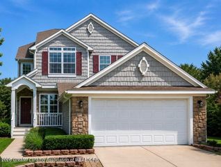 6784 Cotswald Drive, Grand Ledge, MI 48837