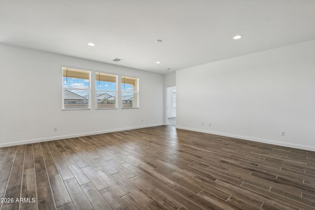 2551 W Sentiero Avenue, Apache Junction, AZ 85120