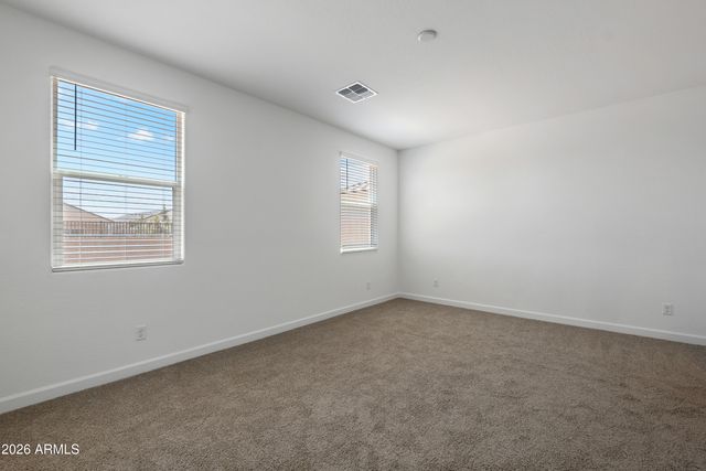 2551 W Sentiero Avenue, Apache Junction, AZ 85120