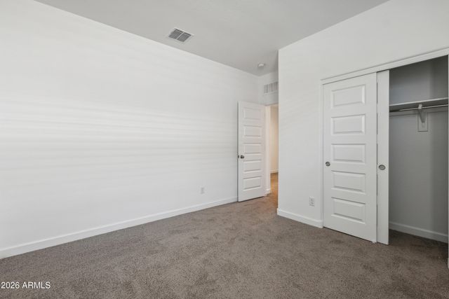2551 W Sentiero Avenue, Apache Junction, AZ 85120