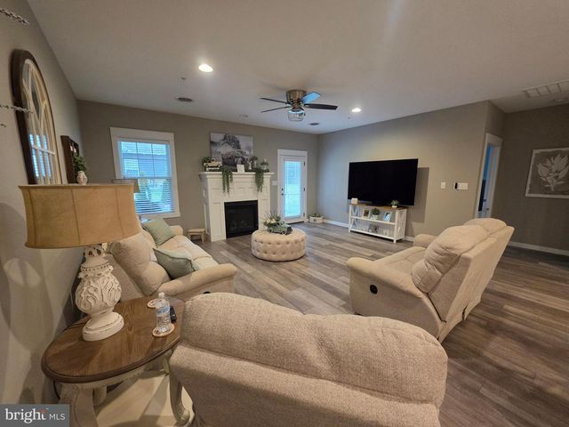 120 CARDINAL DRIVE, Shippensburg, PA 17257