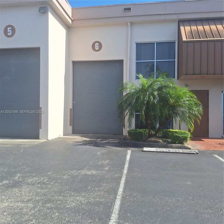 14250 SW 136th Street 6, Miami, FL 33186