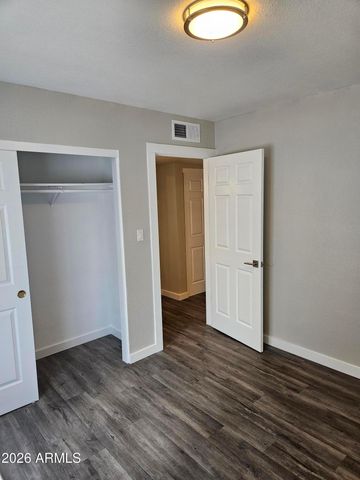 1829 N 50th Street 15A, Phoenix, AZ 85008