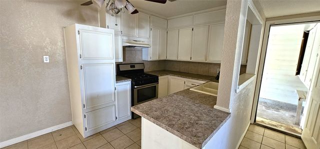 317 E 10th Street, Coleman, TX 76834