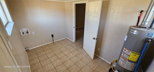 317 E 10th Street, Coleman, TX 76834