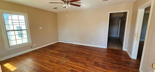 317 E 10th Street, Coleman, TX 76834