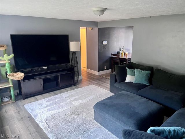 5221 Revere Avenue NW, Massillon, OH 44647