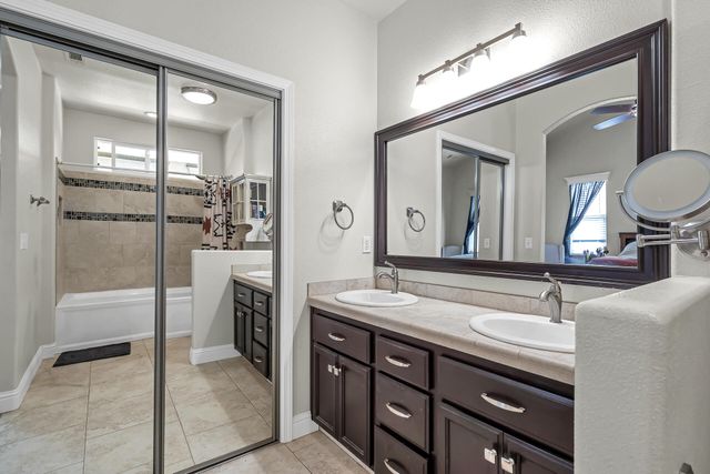 19652 Valley Ford Drive, Cottonwood, CA 96022