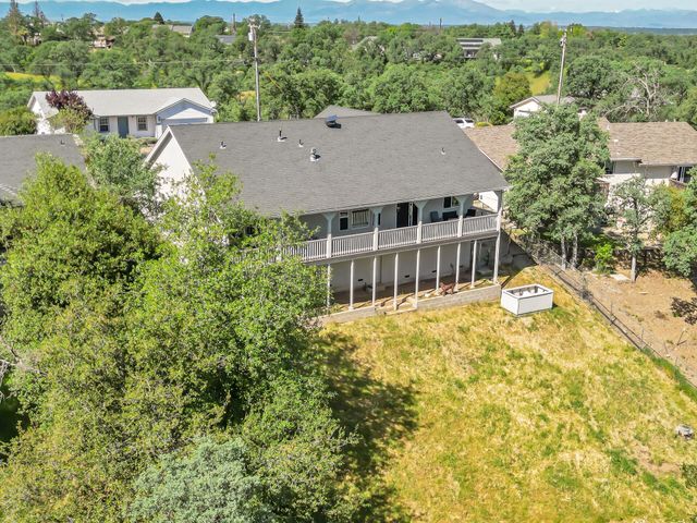 19652 Valley Ford Drive, Cottonwood, CA 96022