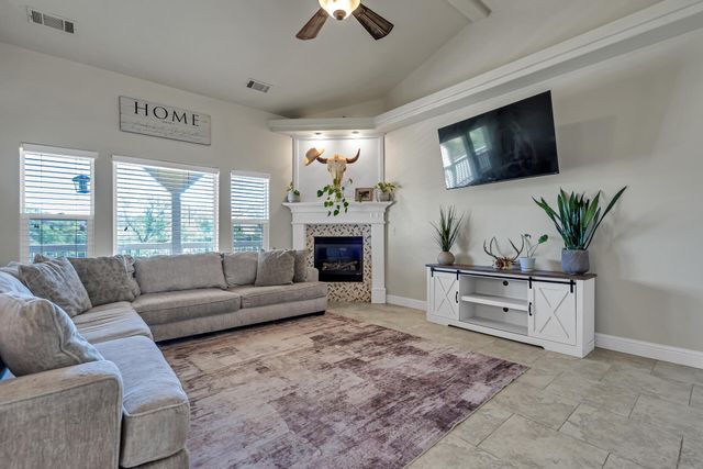 19652 Valley Ford Drive, Cottonwood, CA 96022