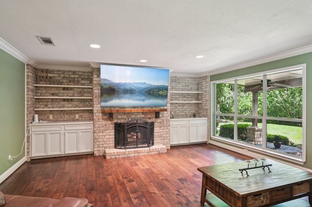 7437 Lochwood Court, Fort Worth, TX 76179