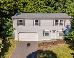 15 Legion Road, New Milford, CT 06776