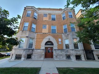 4856 S PRAIRIE Avenue 2, Chicago, IL 60615
