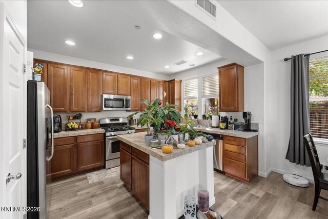 7043 Sacred Circle, Sparks, NV 89436