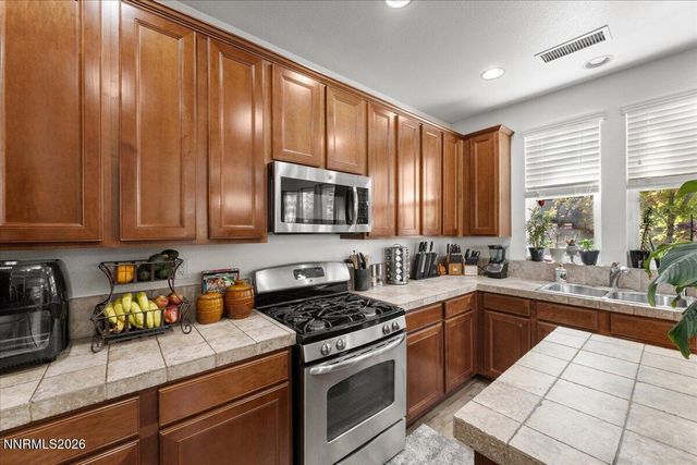 7043 Sacred Circle, Sparks, NV 89436