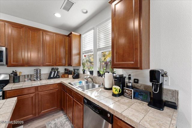 7043 Sacred Circle, Sparks, NV 89436