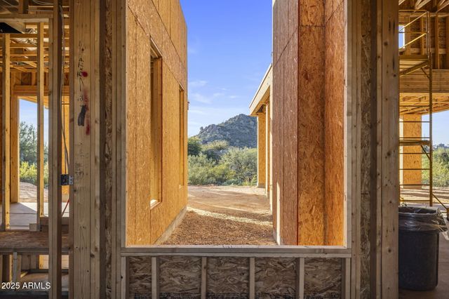 33172 N 82ND Street, Scottsdale, AZ 85266