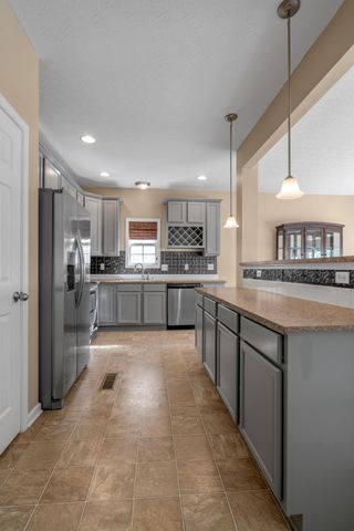 2432 Gooseberry Circle, Lexington, KY 40509