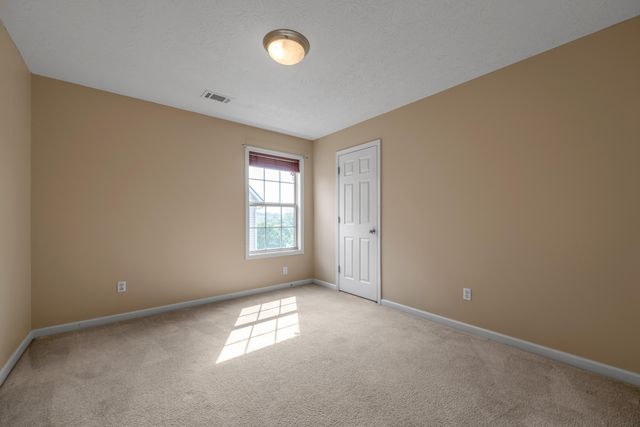 2432 Gooseberry Circle, Lexington, KY 40509