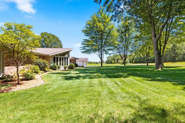 3685 ELMTREE ROAD, Suamico, WI 54313