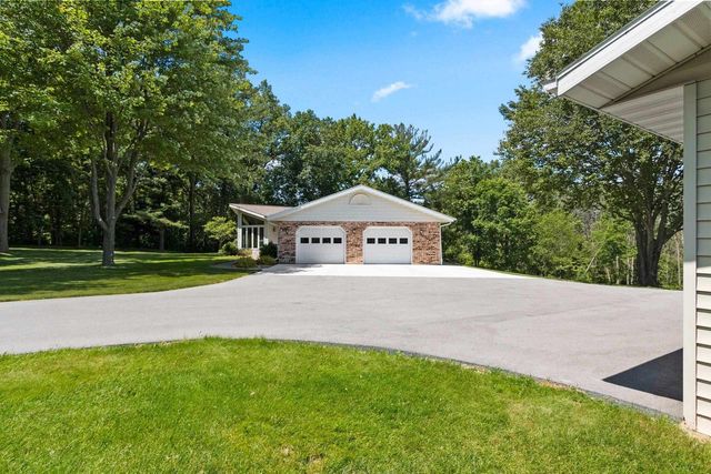 3685 ELMTREE ROAD, Suamico, WI 54313